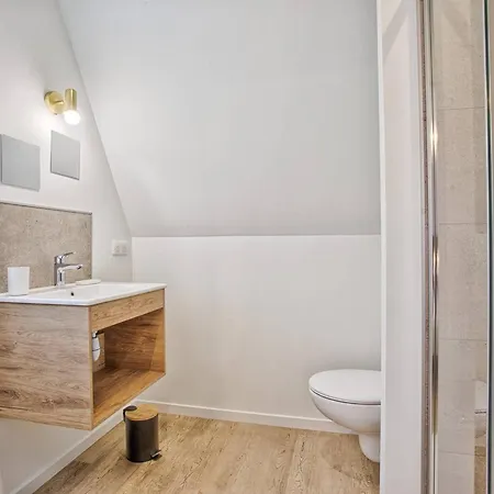 Sejour Cotier A Merville-franceville Pour 4 Personnes, Wifi, Parking - Fr-1-788-72