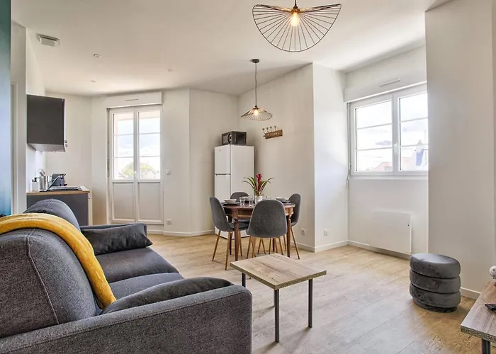 Sejour Cotier A Merville-franceville Pour 4 Personnes, Wifi, Parking - Fr-1-788-72 玛维尔弗朗斯维尔