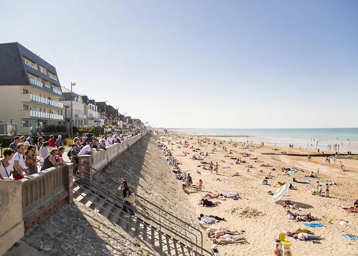 公寓 Sejour Cotier A Merville-franceville Pour 4 Personnes, Wifi, Parking - Fr-1-788-72