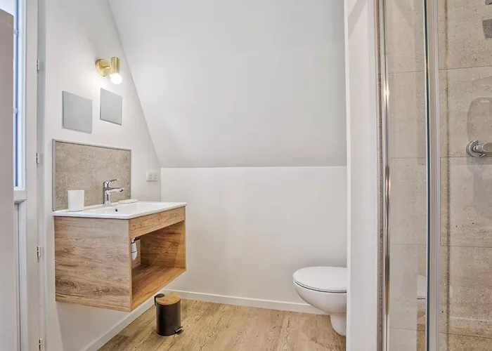 Sejour Cotier A Merville-franceville Pour 4 Personnes, Wifi, Parking - Fr-1-788-72